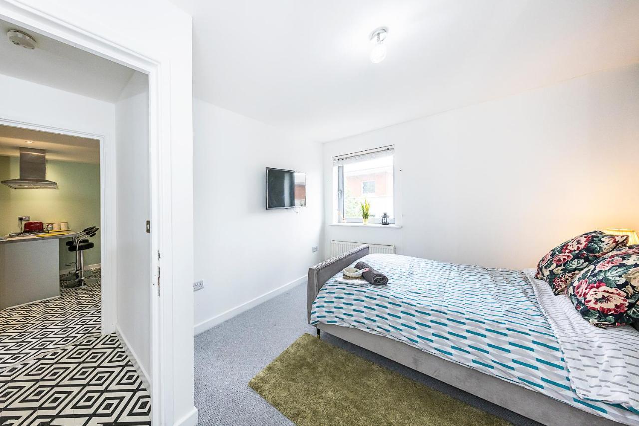 Bow Wharf Apartments London Bagian luar foto